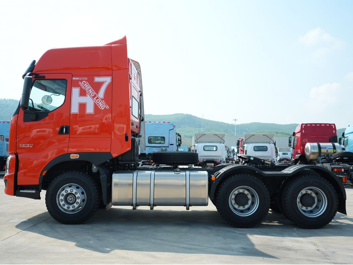 ĐẦU KÉO 6X4 Cầu láp lốp 12r22.5