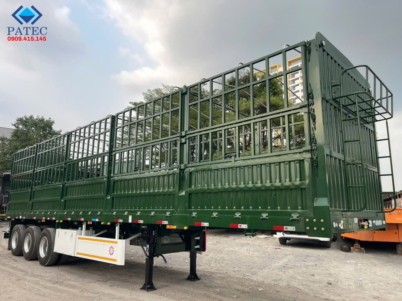 Moóc mui - lốp 12R20